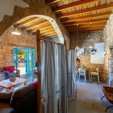 Villa Akamantida Platea 1 à Pano Arodes Extérieur photo